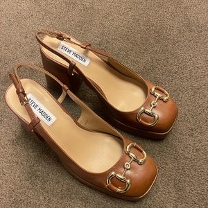 Brown Steve Madden platform heeled shoes